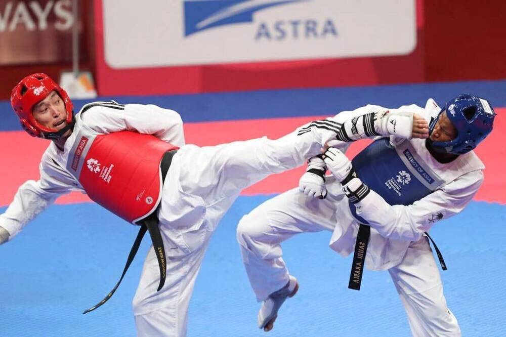 ادىلەت بازارباەۆ امەريكادا التىن الدى