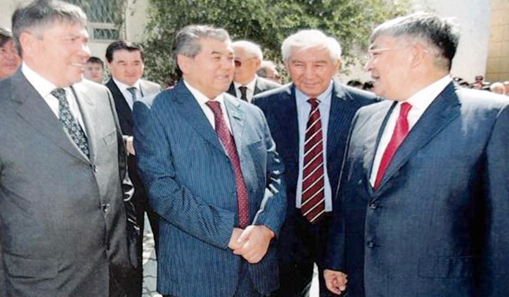 لاۋازىم. سىناق