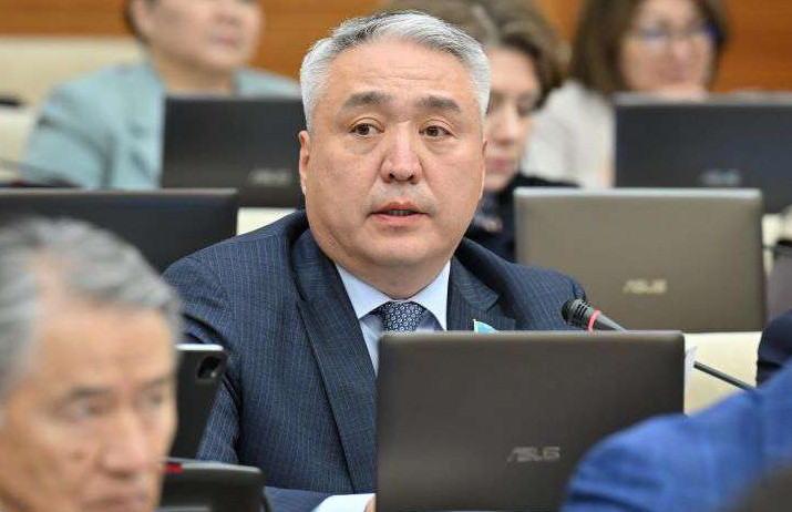 فەرمەرلەردىڭ نەسيە الۋ ماسەلەسى كوتەرىلدى