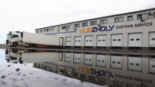 قازاقستان شەكاراسىنداعى 5 كەدەندىك بەكەت جاڭعىرتىلىپ جاتىر