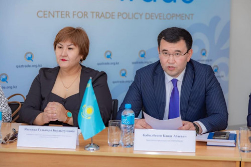 قازاقستان مەن وزبەكستان ستاندارتتاۋ سالاسىنداعى ىنتىماقتاستىقتى تالقىلادى