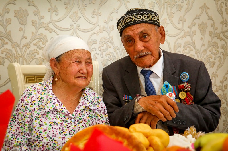 سوعىستىڭ كوزى ءتىرى كۋاگەرلەرى