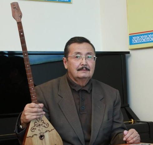 قايرات بايبوسىنوۆ: بۇل – ءداستۇرلى انىمىزگە لايىقتى باعا