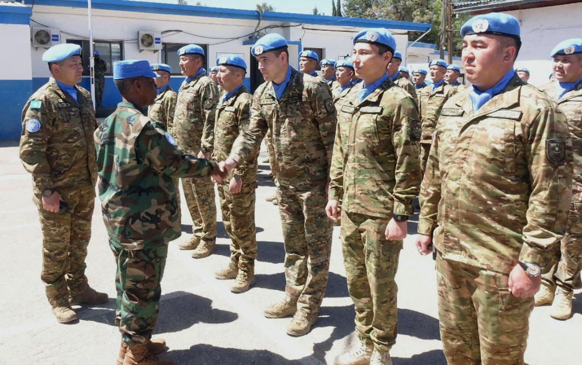 بۇۇ ميسسياسىنىڭ قولباسشىسى گولان جوتالارىنداعى قازاقستاندىق بىتىمگەرلەرمەن كەزدەستى