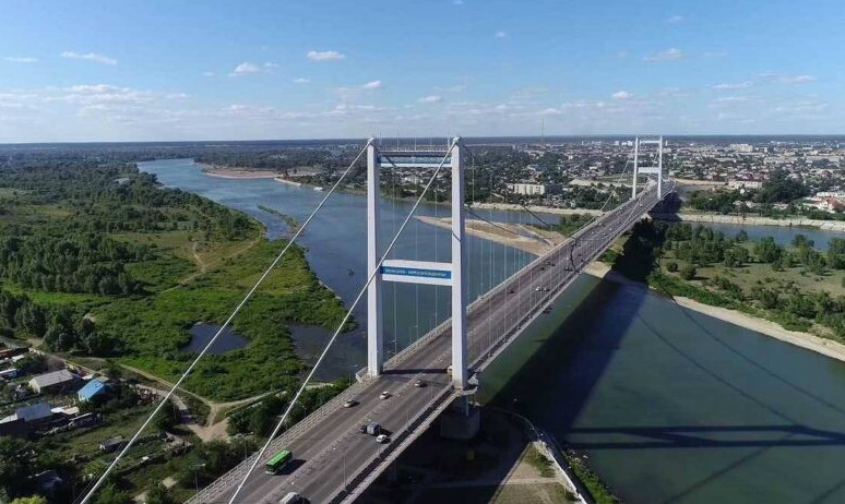 سەمەيدەگى اسپالى كوپىردى جوندەۋ جۇمىستارى باستالدى