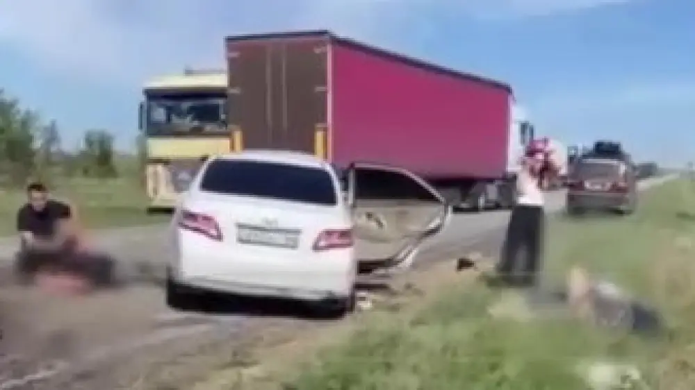 سامارا-شىمكەنت تاس جولىنداعى جول اپاتىنان ءۇش ادام قازا تاپتى