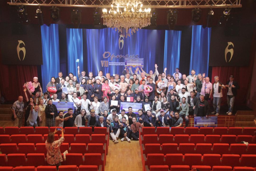 قۋىرشاق تەاترلارى باق سىنادى