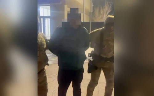 شەتەلدىكتىڭ كولىگىن زاڭسىز يەمدەنگەن الاياقتار ۇستالدى