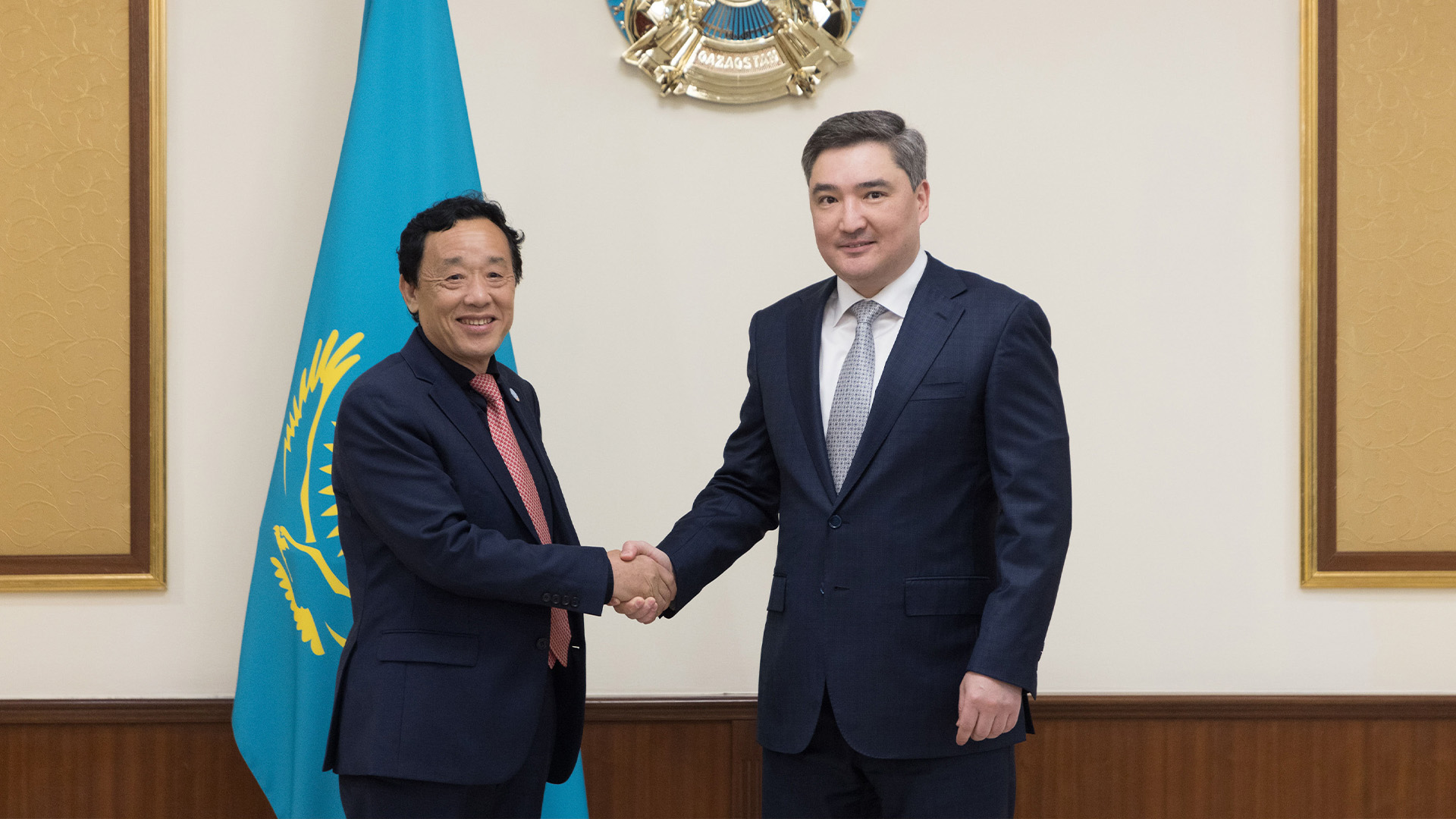 بەدەلدى ۇيىممەن جۇيەلى ارىپتەستىك