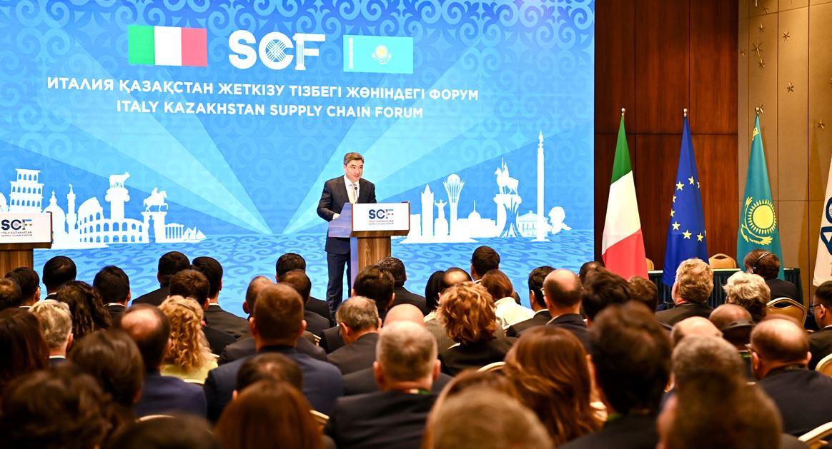 سەرىكتەستىككە سەرپىن بەرۋ –  بىرەگەي مىندەت