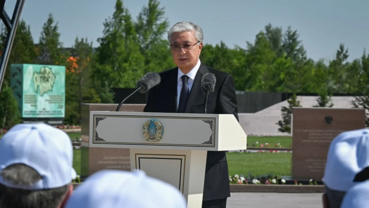 پرەزيدەنت: ءبىز ۇلتتىق بولمىسىمىزدى بەكەمدەپ, ىنتىماق-بىرلىگىمىزدى نىعايتا بەرەمىز