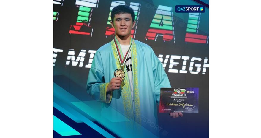 قازاق بوكسشىلارى حالىقارالىق ءتۋرنيردى 5 التىنمەن اياقتادى