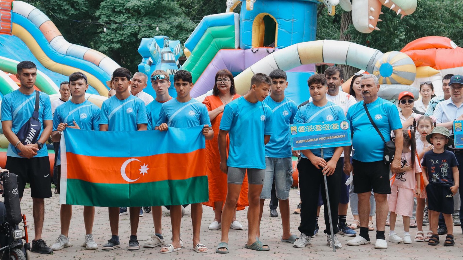 ورالدا حالىقارالىق تۋرنير ءوتتى