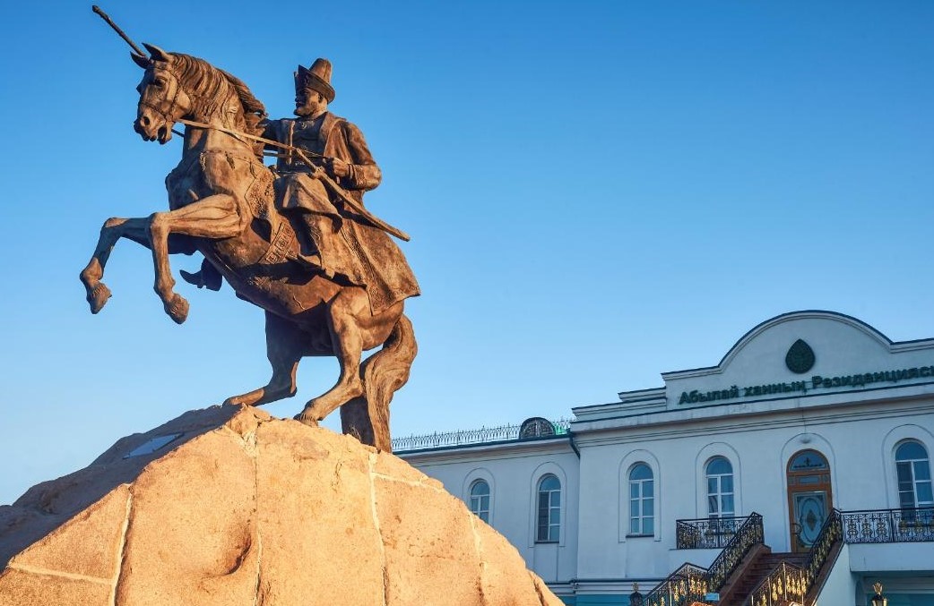 قىزىلجاردىڭ تاريحي ورىندارى تۋريستەردى قىزىقتىرادى