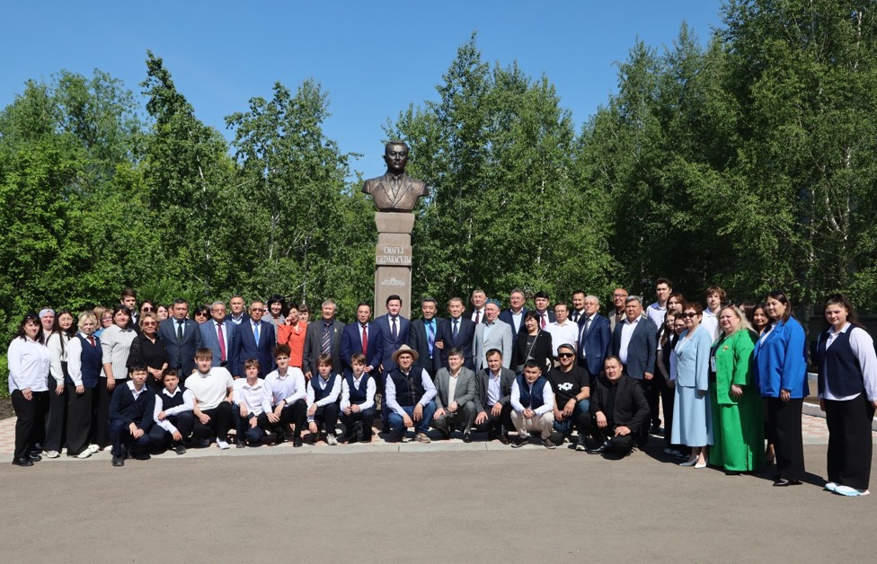 «تار زاماندا تارپاڭ بولىپ تۋعان ۇل...»