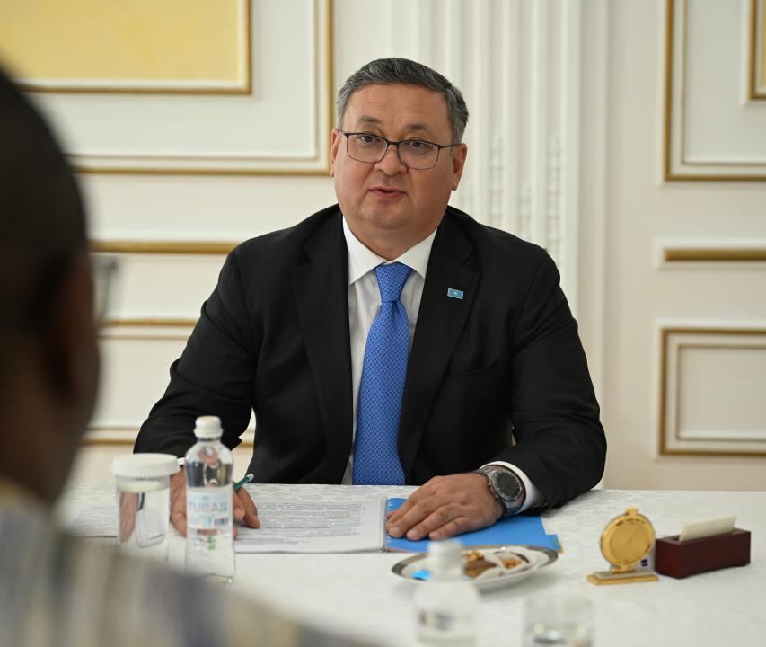 ارىپتەستىك جايى تالقىلاندى