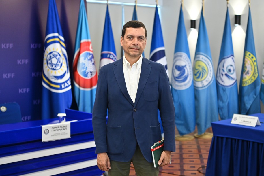 نۋنۋ كاشترۋ: قازاقستان فۋتبولىنىڭ تورەلىگىنە جاڭا سەرپىن كەرەك