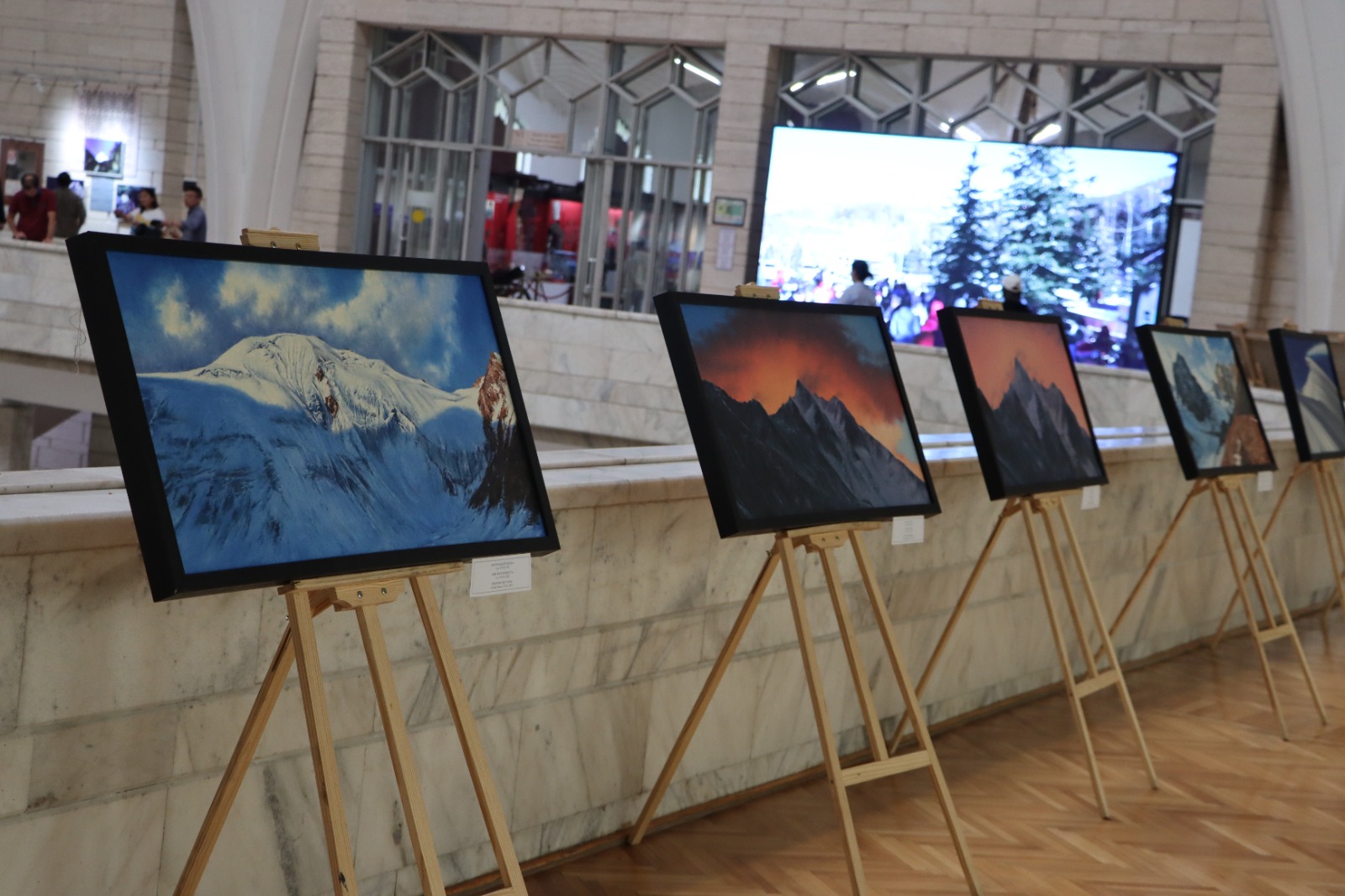 الماتىدا ايگىلى الپينيستكە ارنالعان كورمە اشىلدى