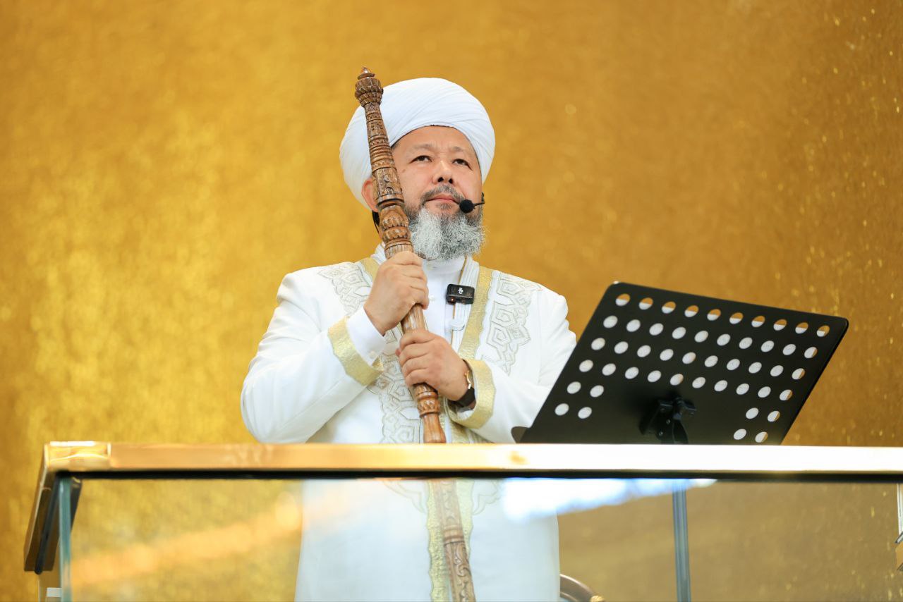 باس ءمۇفتي قۇربان ايت نامازىن جۇرگىزىپ, ۋاعىز ايتتى