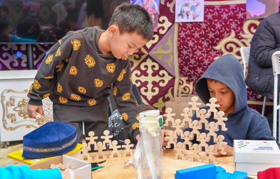 بالا ويىنشىعى: وتاندىق وندىرىستەگى ۇلەسى