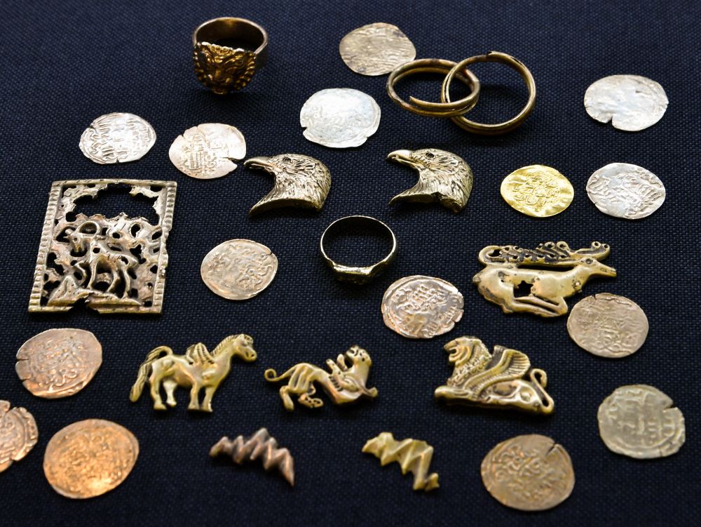 قۇندى جادىگەرلەر مەملەكەتكە قايتارىلدى