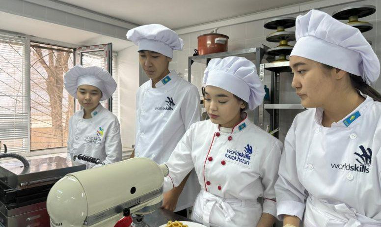 اباي وبلىسىندا وقۋشىلارعا ارنالعان كاسىبي باعدارلاۋ لاگەرلەرى اشىلدى