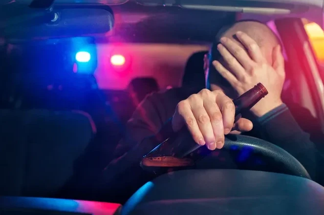 وسكەمەندە ماس كۇيدە كولىك جۇرگىزگەن پروكۋرور قىزمەتىنەن قۋىلدى