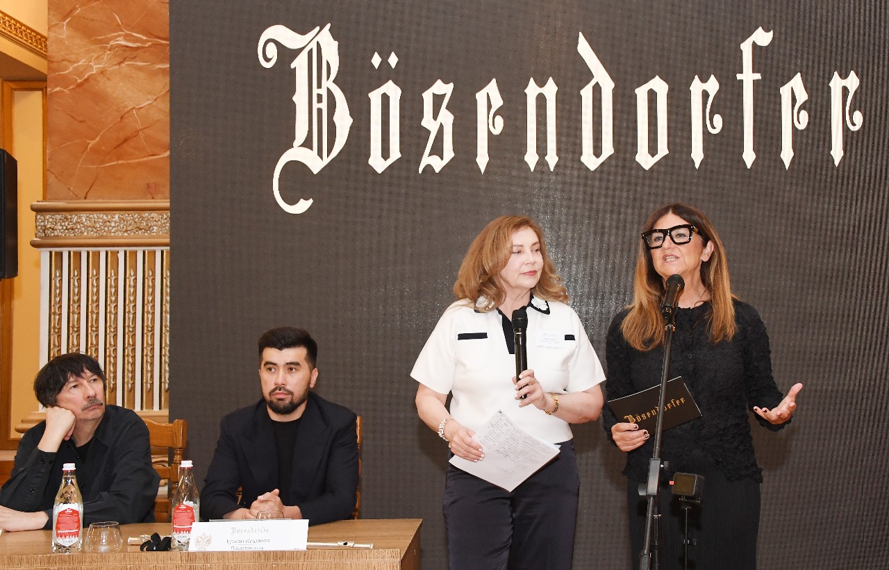 «Bösendorfer» كۇيساندىعى تانىستىرىلدى
