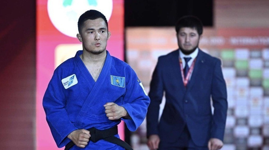 ماعجان شامشادين وليمپيادا جۇلدەگەرىنەن باسىم ءتۇستى