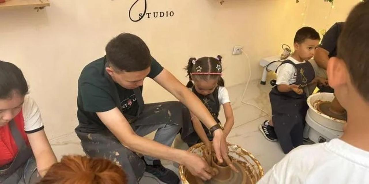 استانادا اكەلەر كۇنىنە وراي شەبەرلىك ساعاتى ءوتتى