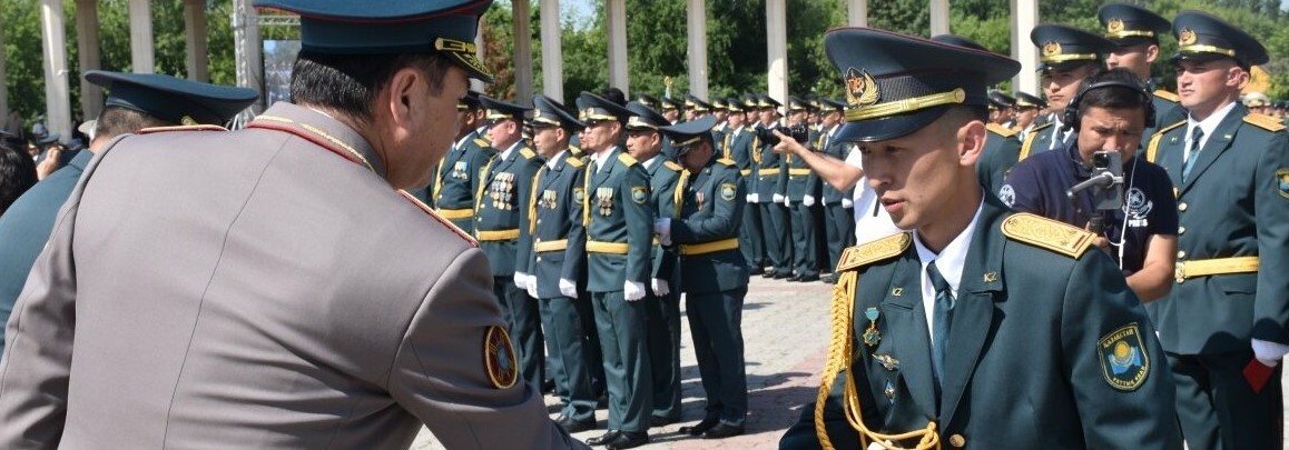 ۇلتتىق ۇلان جاڭا وفيتسەرلەرمەن تولىقتى