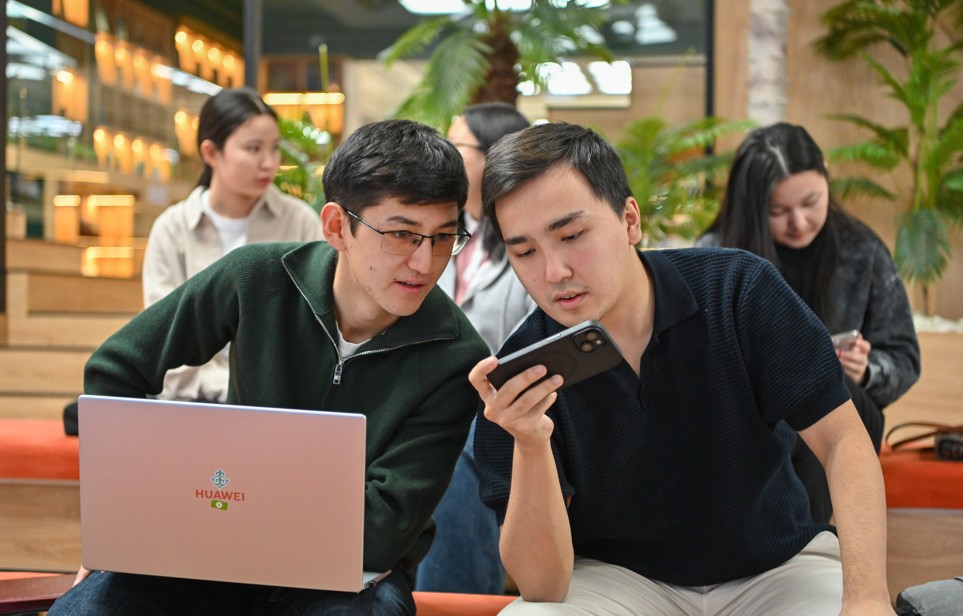 ستيپەنديا: قىسقا ءجىپ كۇرمەۋگە كەلە مە؟