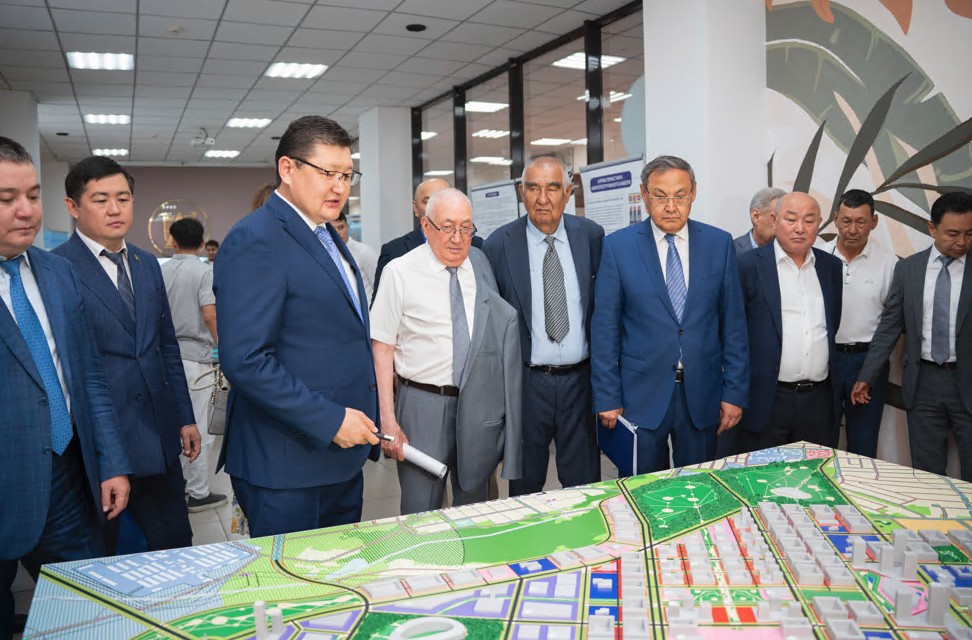 كۋرچاتوۆتا عىلىم قالاشىعى بوي كوتەرەدى