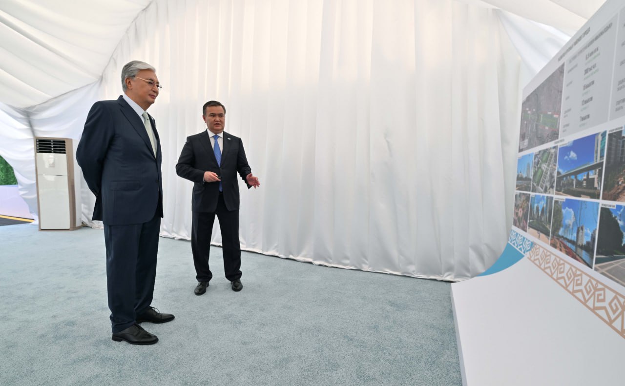 پرەزيدەنت استاناداعى «مىڭجىلدىق» اللەياسىن اباتتاندىرۋ جۇمىستارىمەن تانىستى