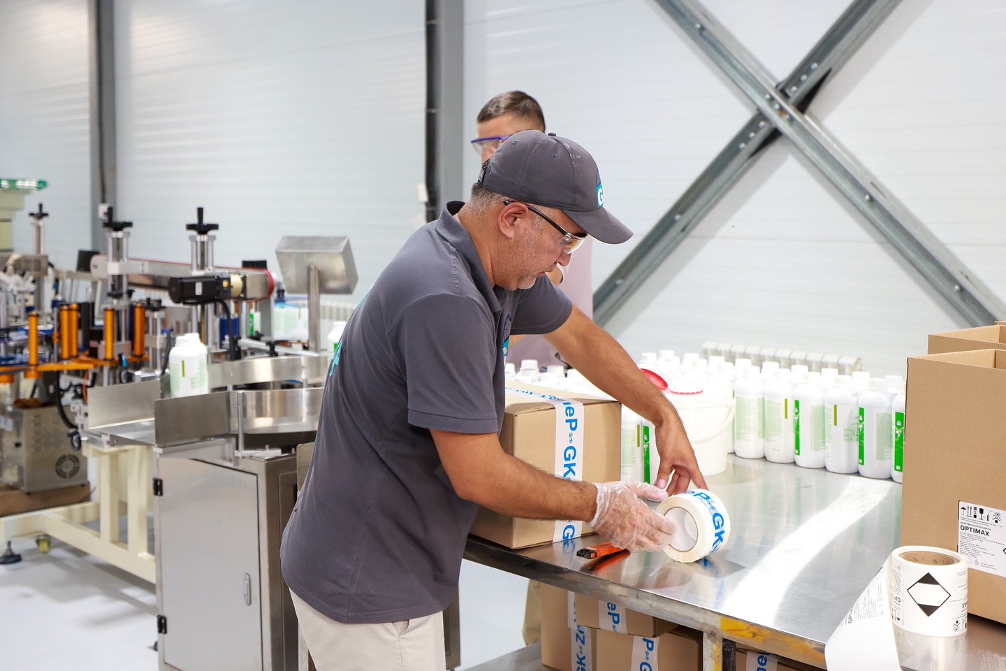 شىمكەنتتە ءۇش كاسىپورىن ىسكە قوسىلدى