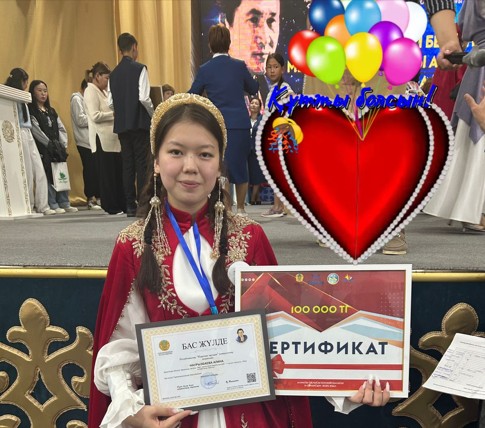 قاراسازدا مۇقاعالي جىرلارى قالىقتادى