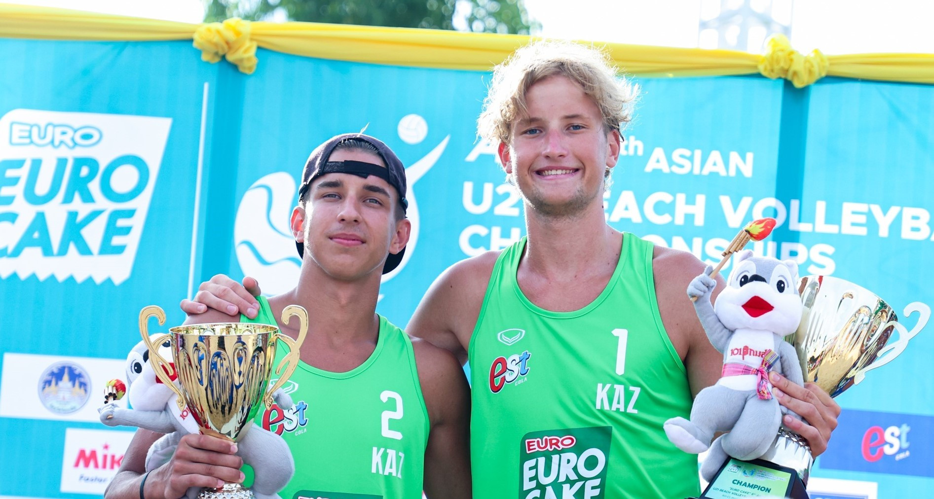 قازاقستاندىق سپورتشىلار جاعاجاي ۆولەيبولىنان ازيا چەمپيونى اتاندى