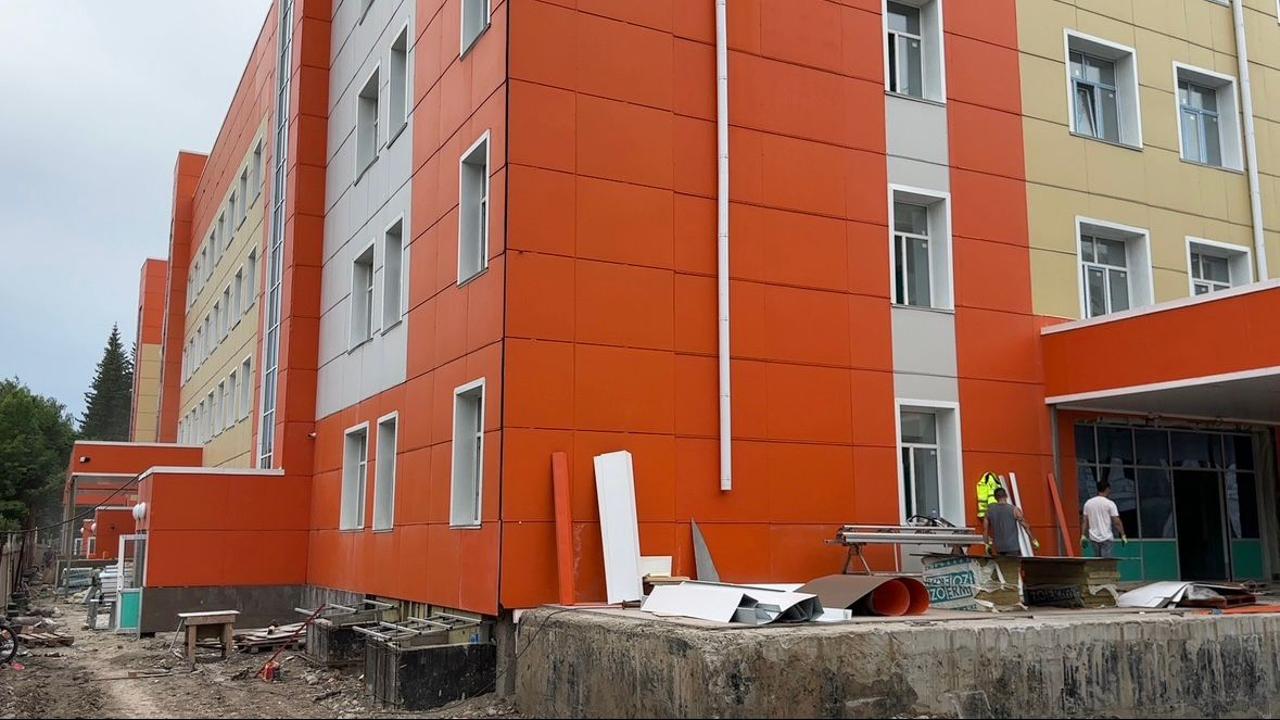 ريددەردە زاماناۋي ەمحانا سالىنىپ جاتىر