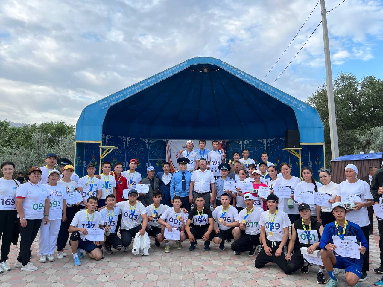 ناشاقورلىققا قارسى جاپپاي جۇگىرۋ مارافونى ءوتتى