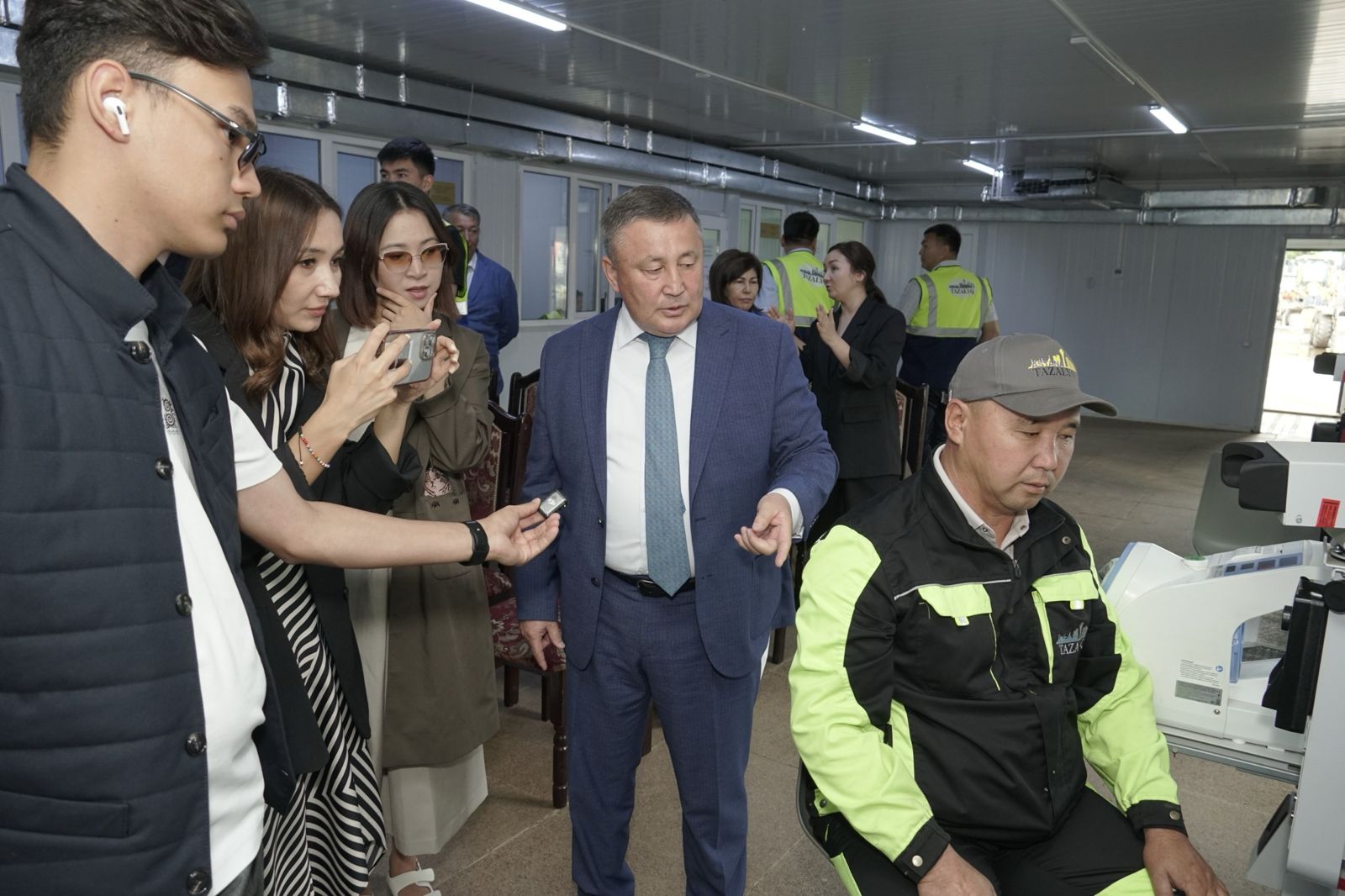 تازالىق تارتىپتەن باستالادى