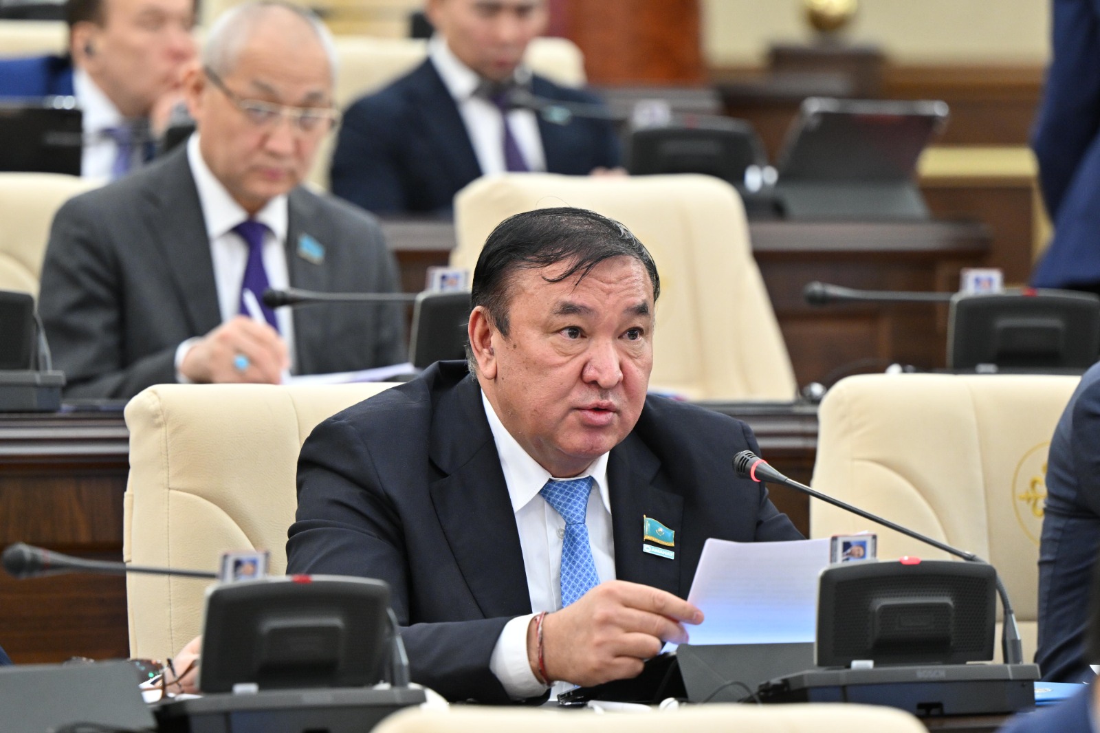 دەپۋتات جايىلىم تاپشىلىعىن شەشۋدى ۇسىندى