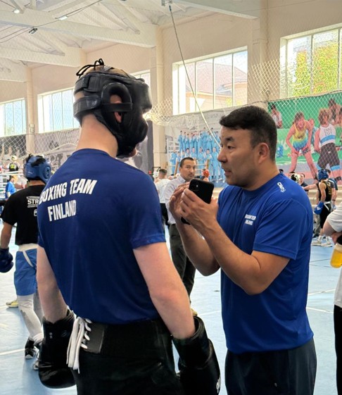 اسقار سارسەنباەۆ, بوكستان فينليانديا ۇلتتىق قۇراماسىنىڭ باس باپكەرى: قازاق بوكس مەكتەبىن فيندەر ەرەكشە قۇرمەتتەيدى