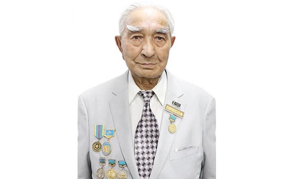 86 جاستاعى جۋرناليست