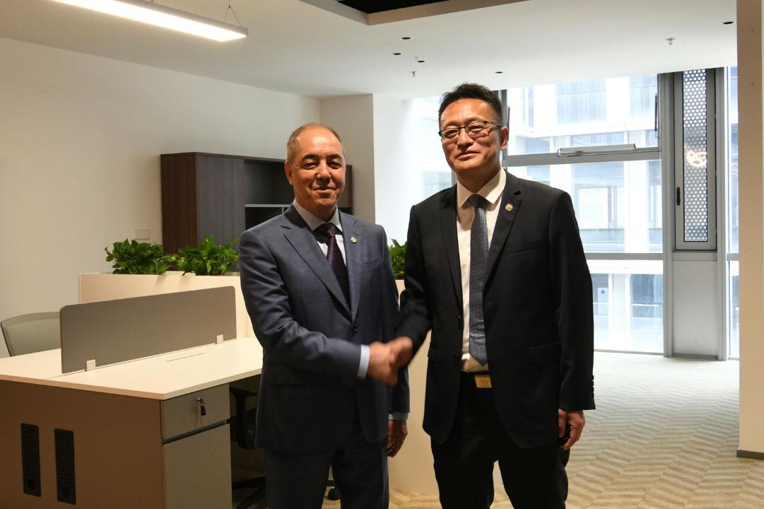 بقو-نىڭ بيزنەس وكىلدەرىنە قىتايدا تەگىن كەڭسە بەرىلەدى