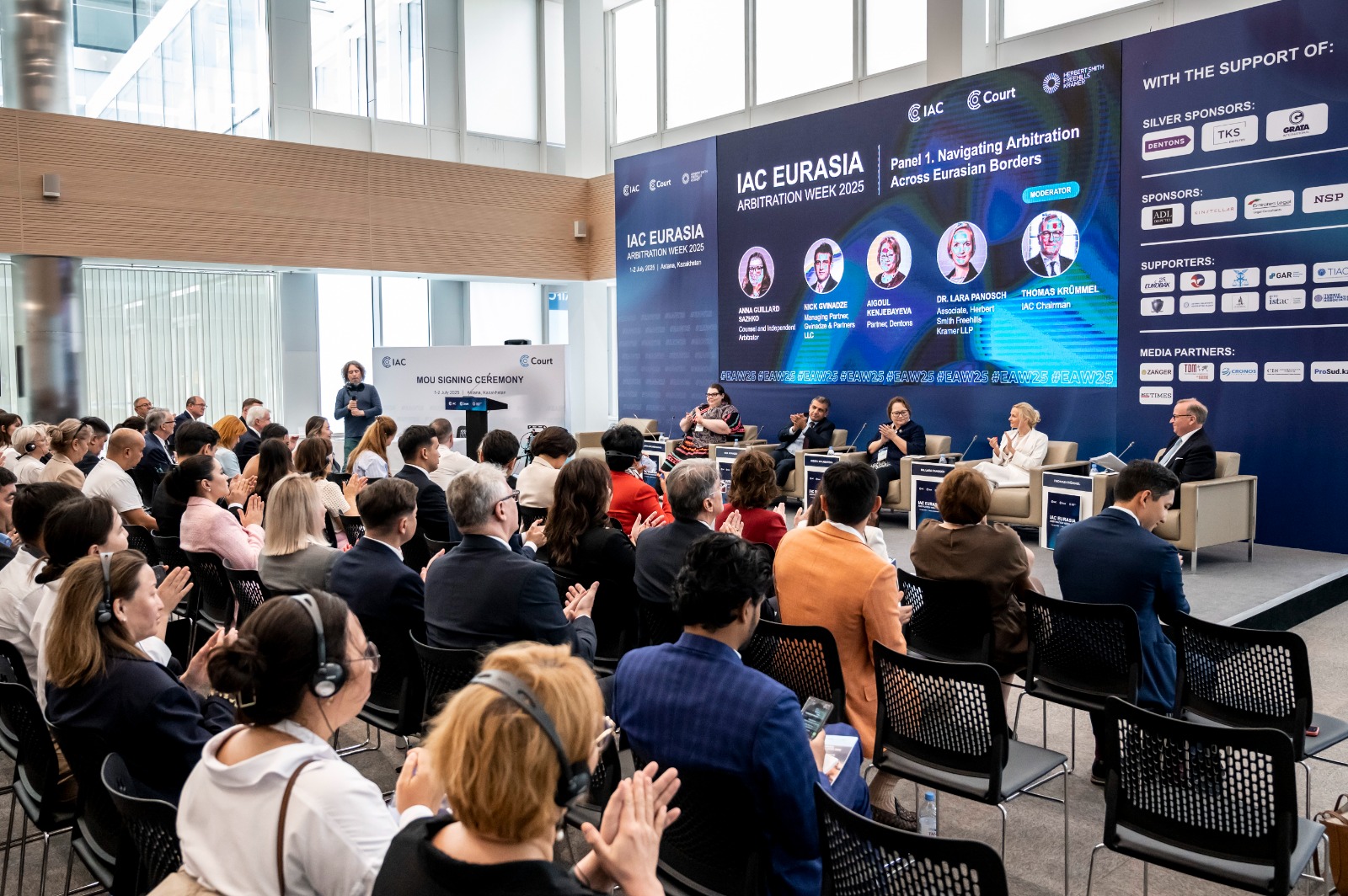 استانادا حالىقارالىق اربيتراج اپتالىعى باستالدى