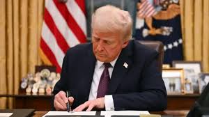 ترامپ سيرياعا قارسى كەيبىر سانكتسيالاردى الىپ تاستادى