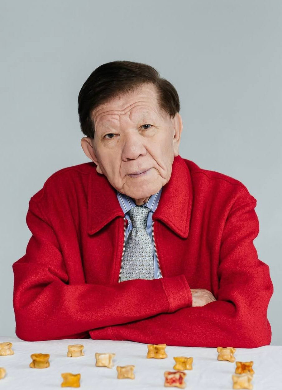 بۇگىن - مۇحتار شاحانوۆتىڭ تۋعان كۇنى