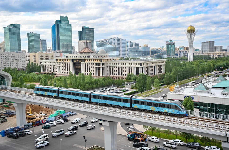 قازاقستان – ورتالىق ازياداعى ەكونوميكالىق كوشباسشى