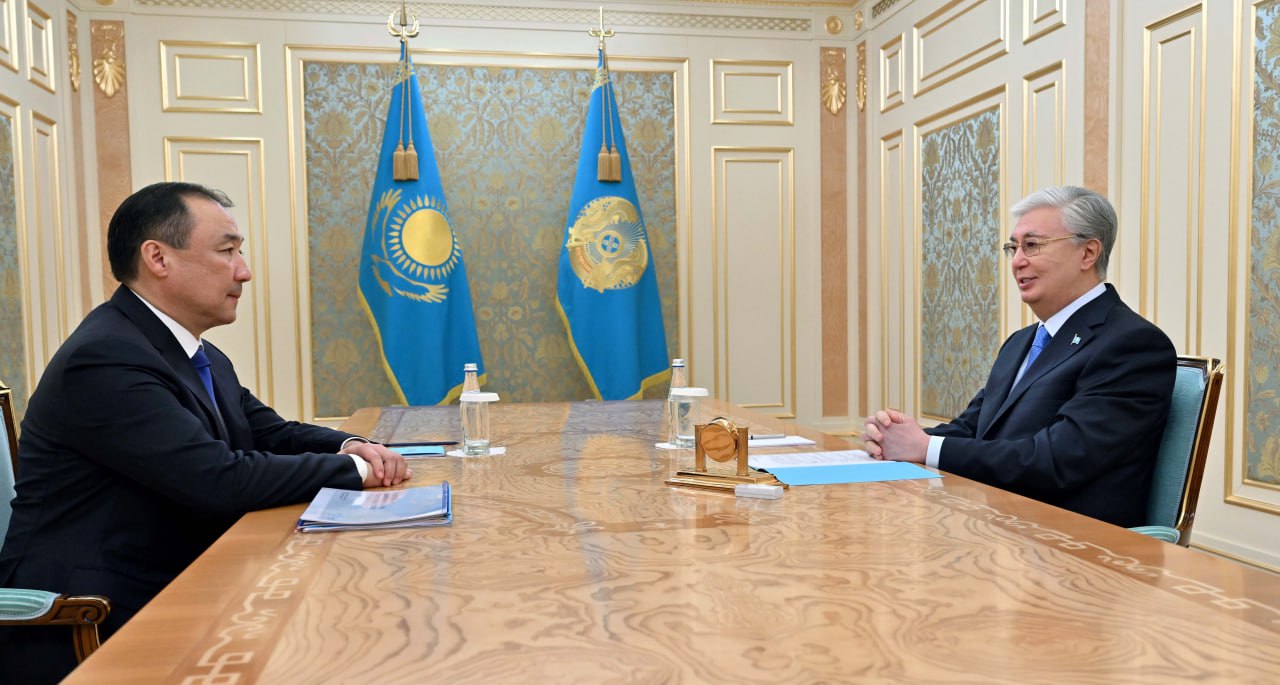 پرەزيدەنت كولىك ءمينيسترى نۇرلان ساۋرانباەۆتى قابىلدادى