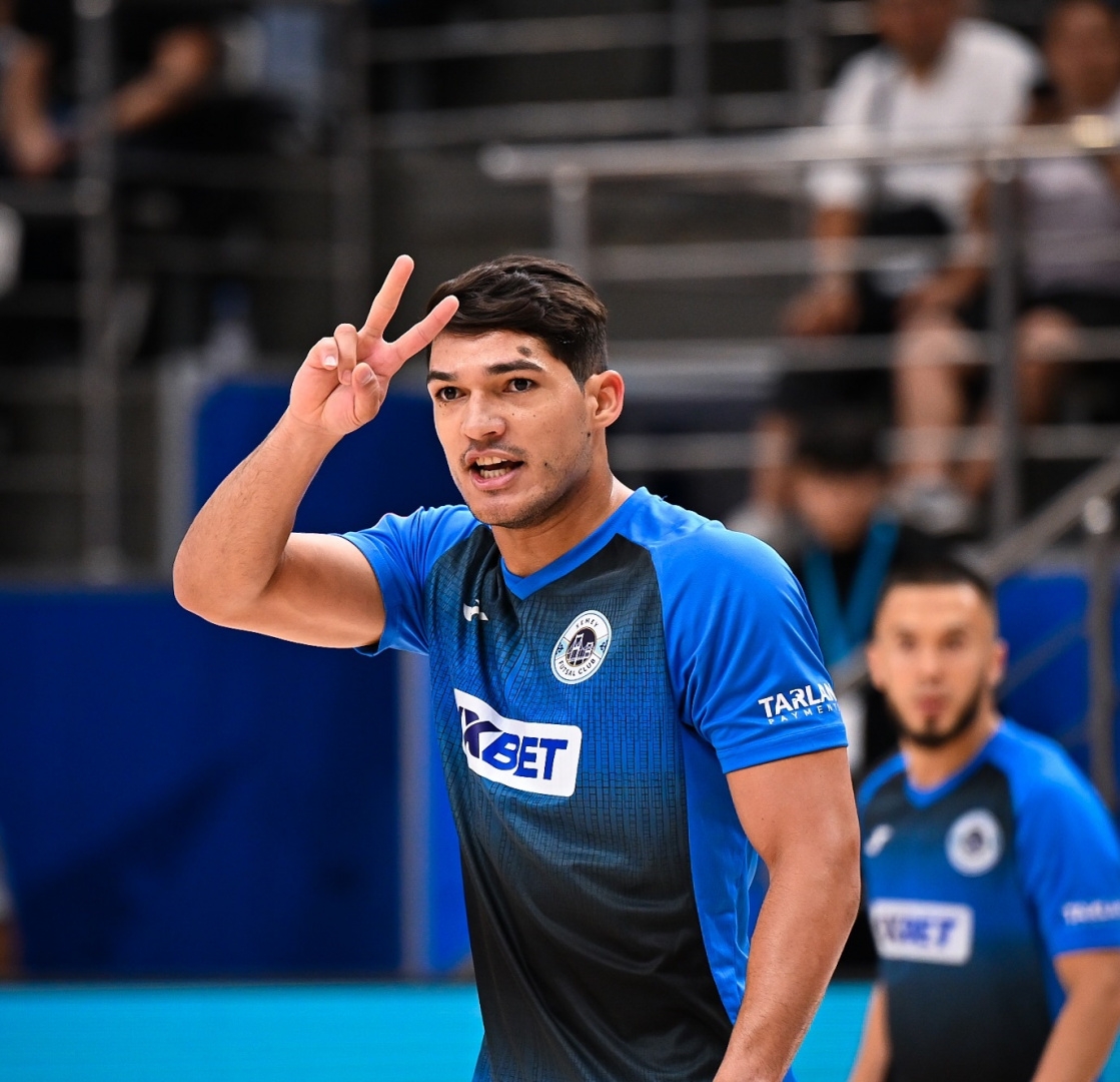 ەڭ كوپ گول سوققان فۋتزالشى – اندەرسون الۆەس